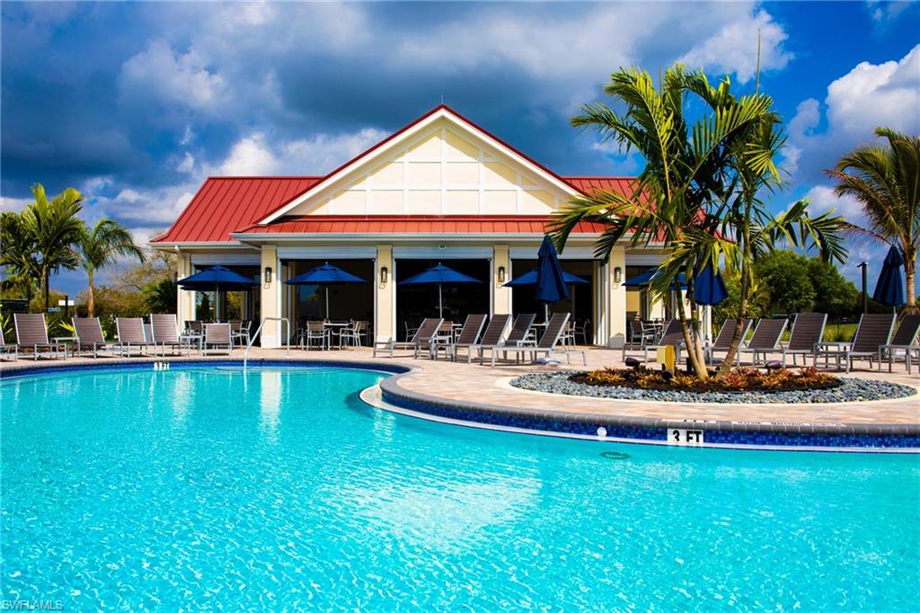 COUNTRY CLUB - Residential