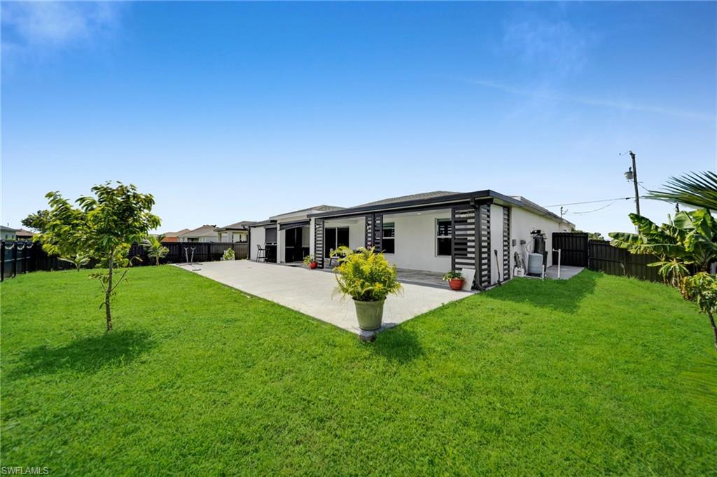 CAPE CORAL - Residential