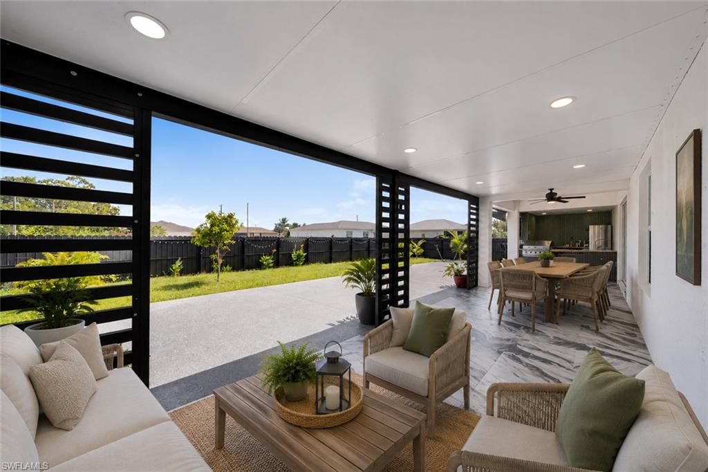 CAPE CORAL - Residential