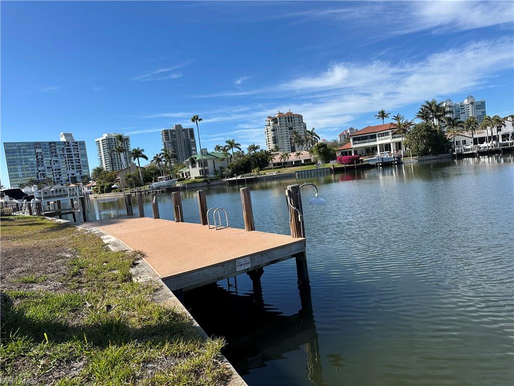PARK SHORE - Land