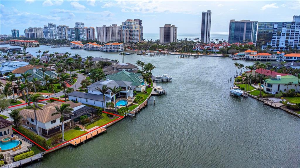 PARK SHORE - Land