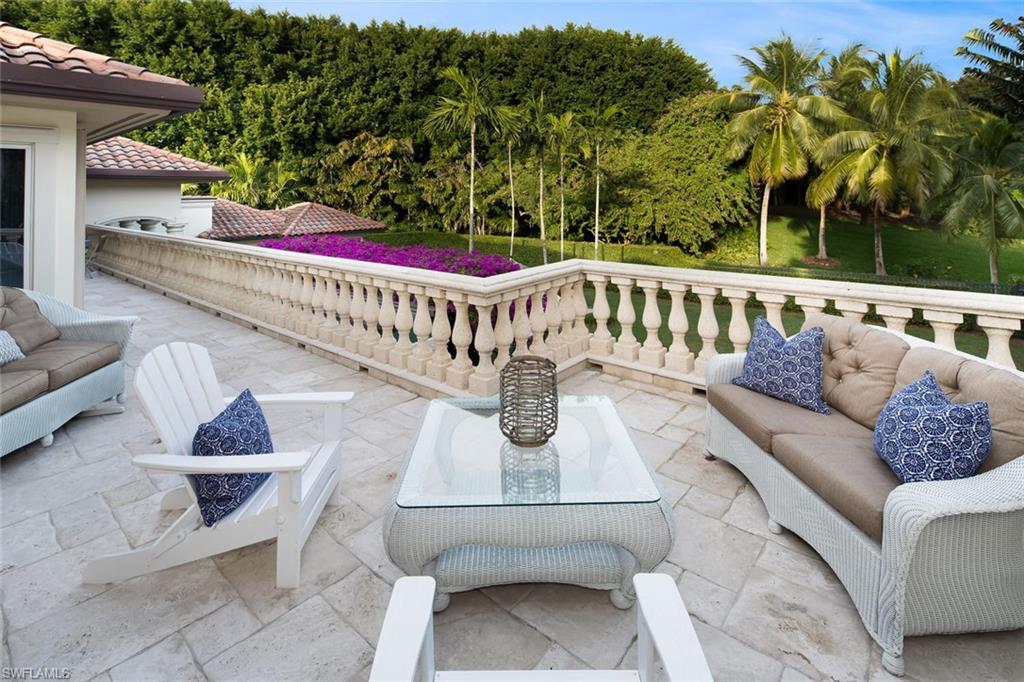 BAY COLONY SHORES - Residential