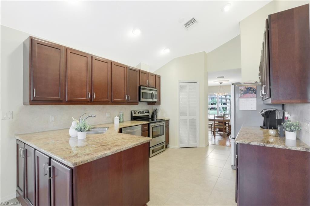 WATERFORD VILLAGE - Residential