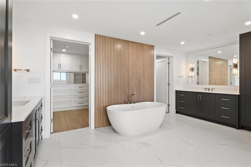KALEA BAY TOWER 300 - Residential