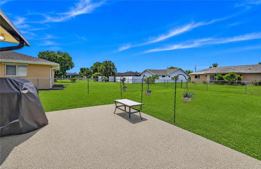 CAPE CORAL - Residential