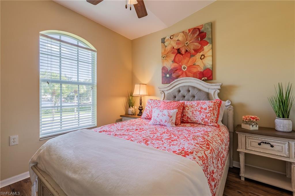SUNSET CAY VILLAS - Residential