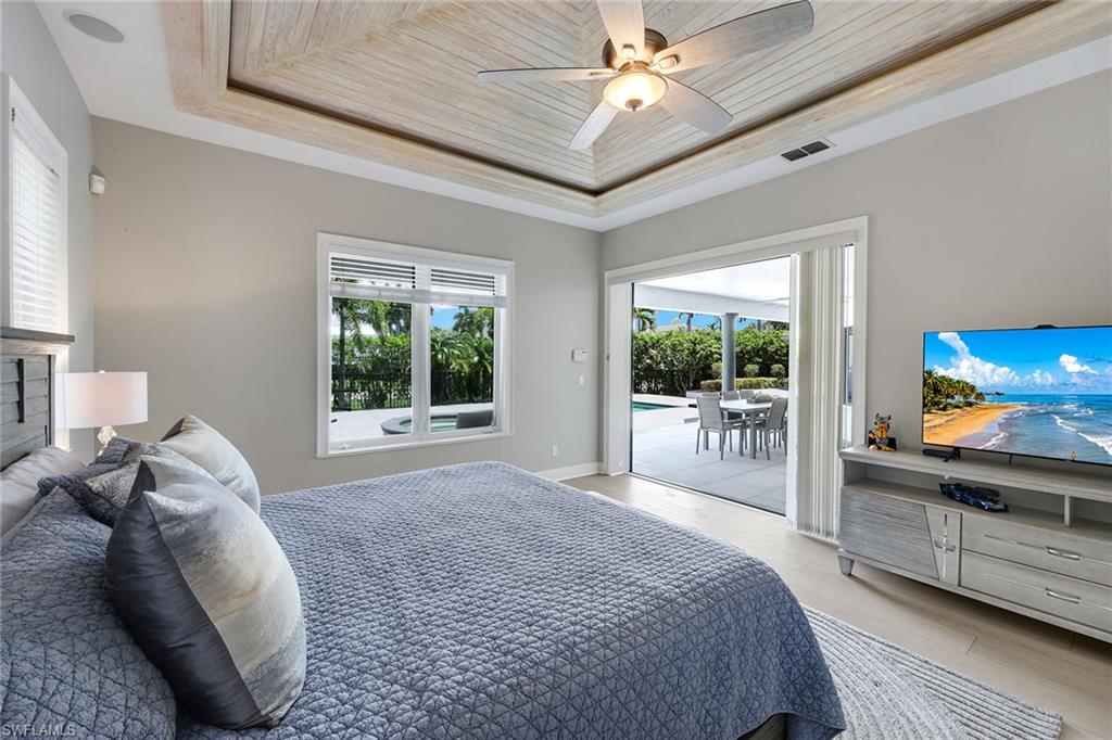 MARCO BEACH - Residential