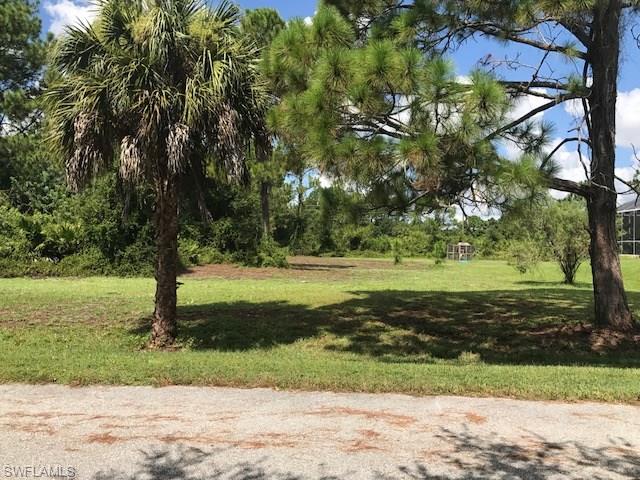 LEHIGH ACRES - Land