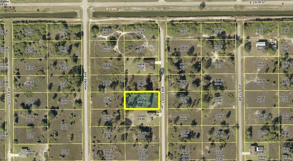 LEHIGH ACRES - Land