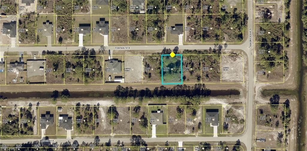 LEHIGH ACRES - Land