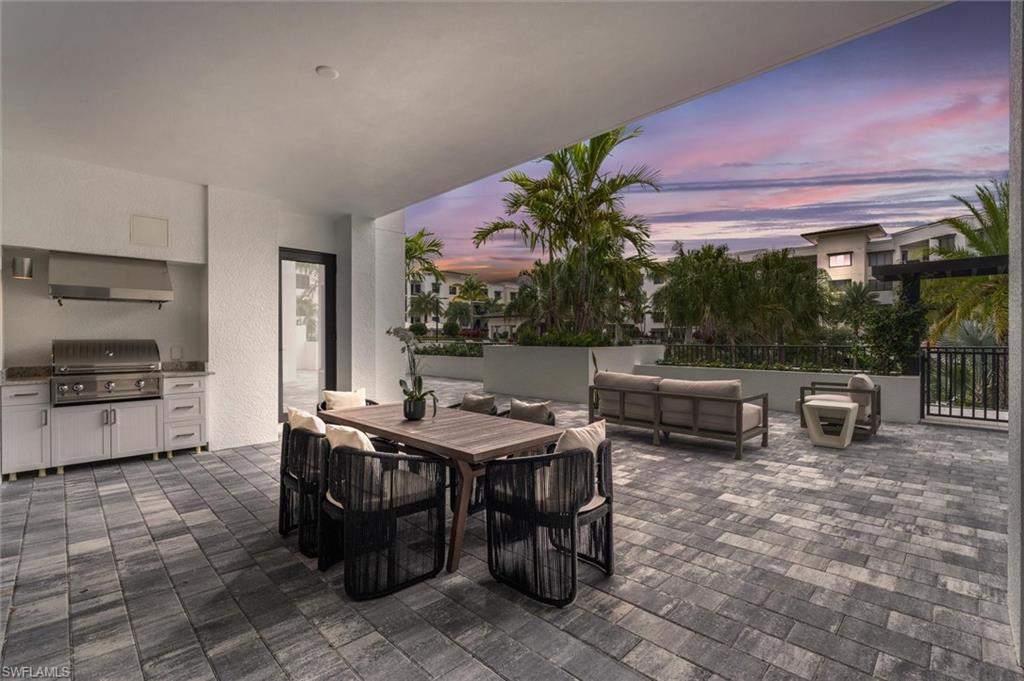 ELEVEN ELEVEN CENTRAL - Residential