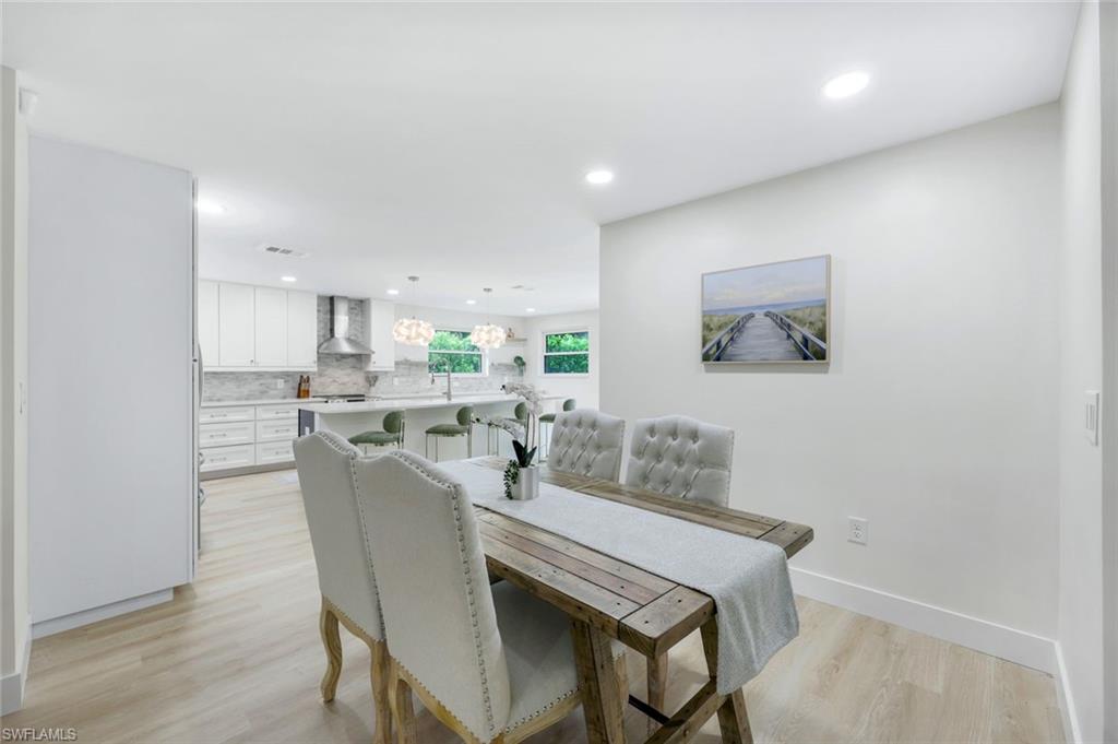 IMPERIAL SHORES - Residential