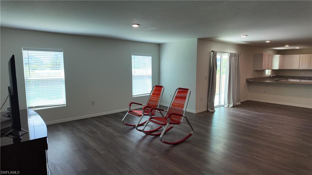 SOUTH GULF COVE - Residential