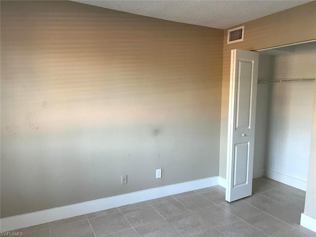 THE ENCLAVE AT NAPLES - Residential Lease