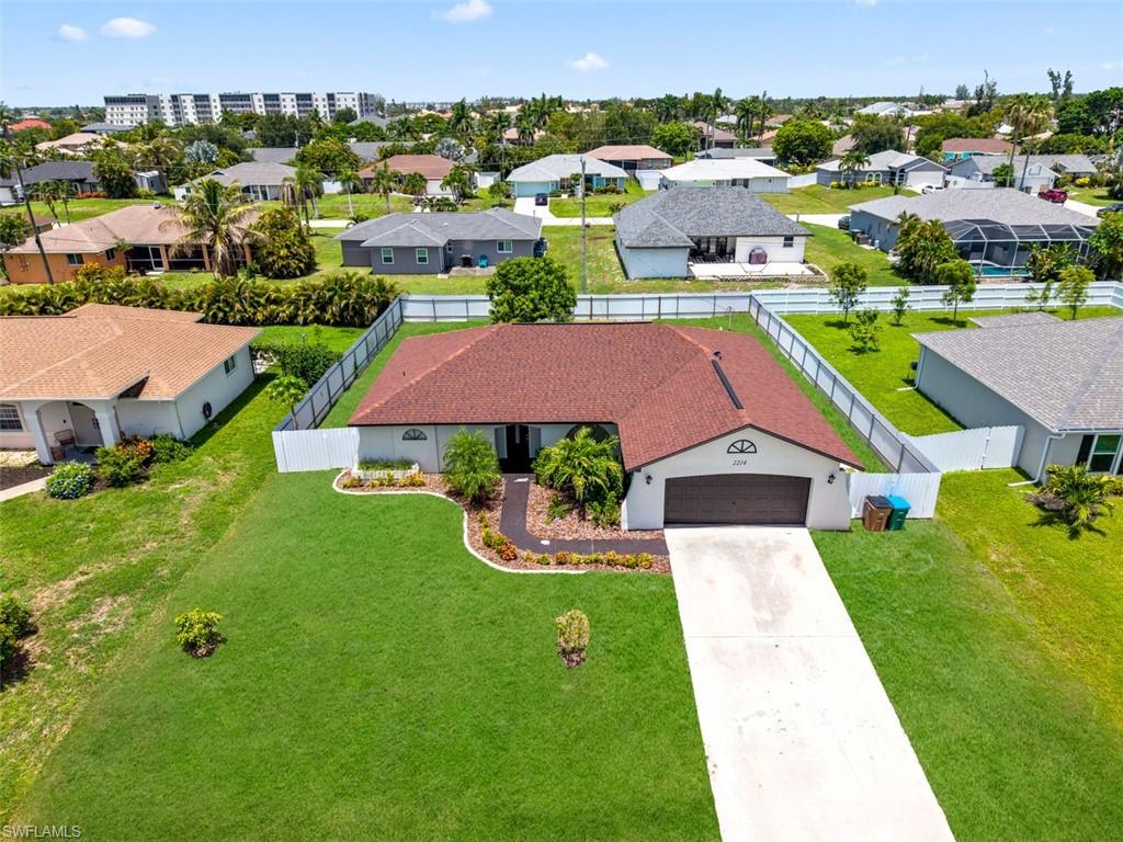 CAPE CORAL - Residential