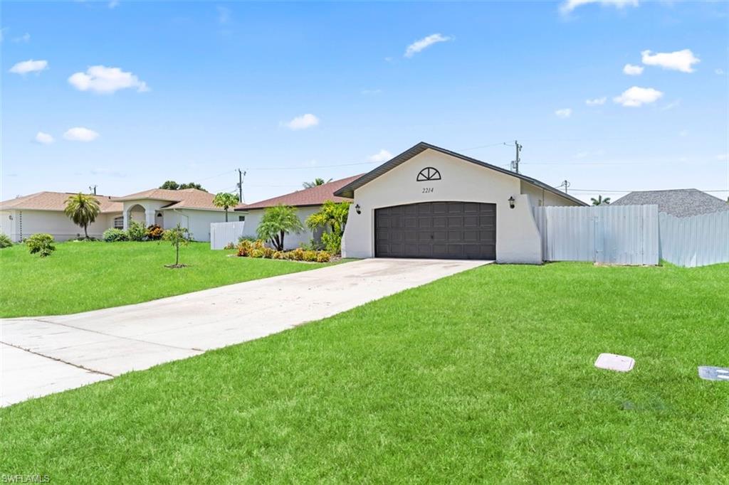 CAPE CORAL - Residential