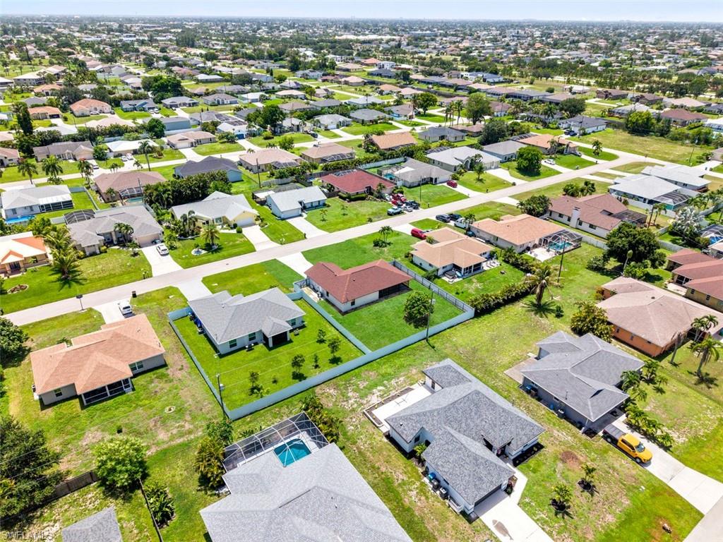 CAPE CORAL - Residential