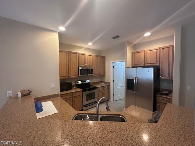 MOODY RIVER ESTATES - Residential Lease