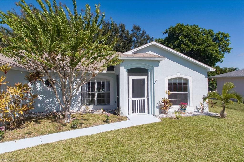 CAPE CORAL - Residential