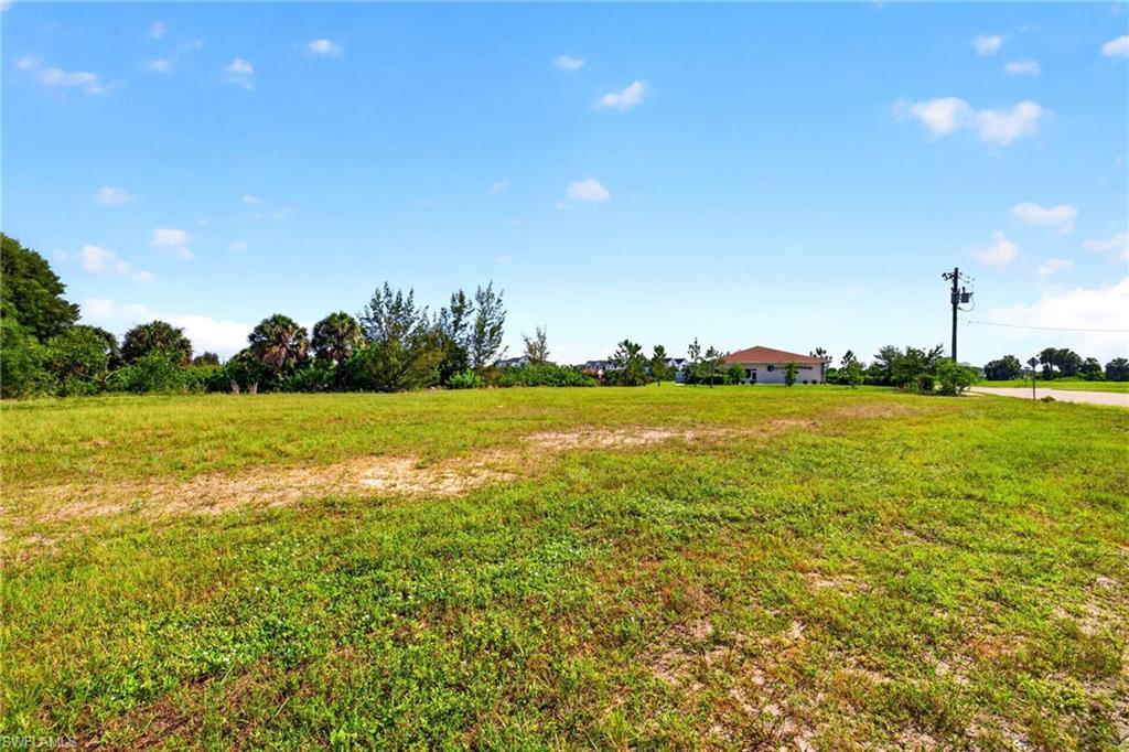 CAPE CORAL - LEE COUNTY INDUSTRIAL PARK - Land