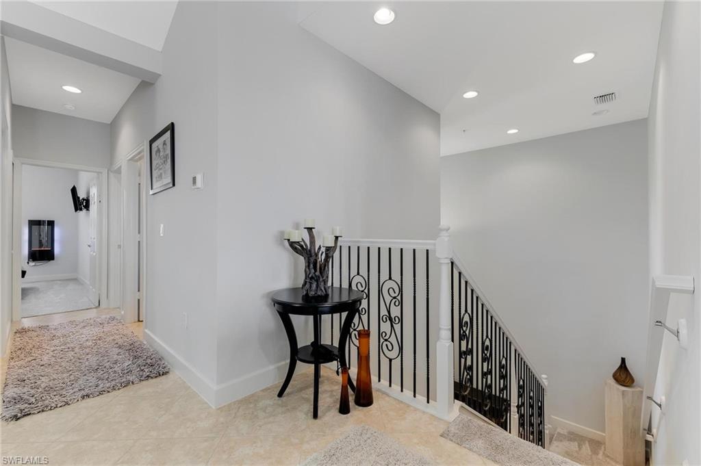 ASHTON OAKS - Residential