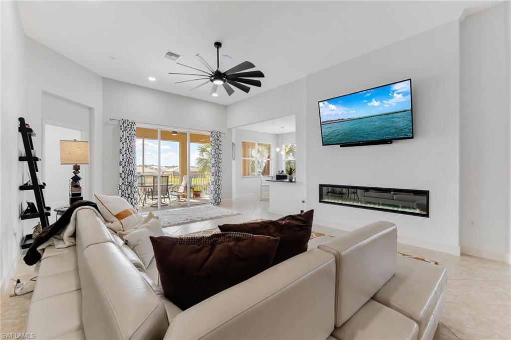 ASHTON OAKS - Residential