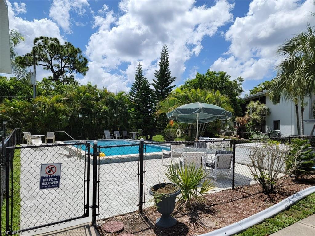 VICTORIA ARMS CONDO - Residential