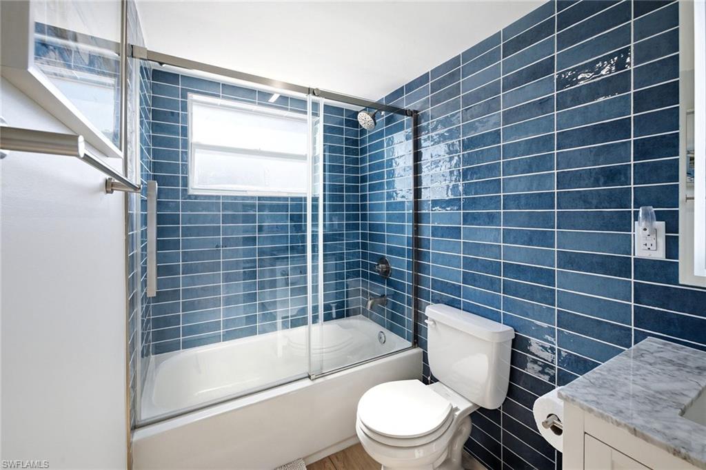 CASTLETON GARDENS - Residential
