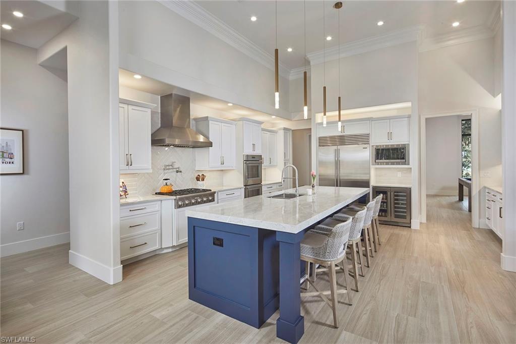 LIVINGSTON WOODS - Residential