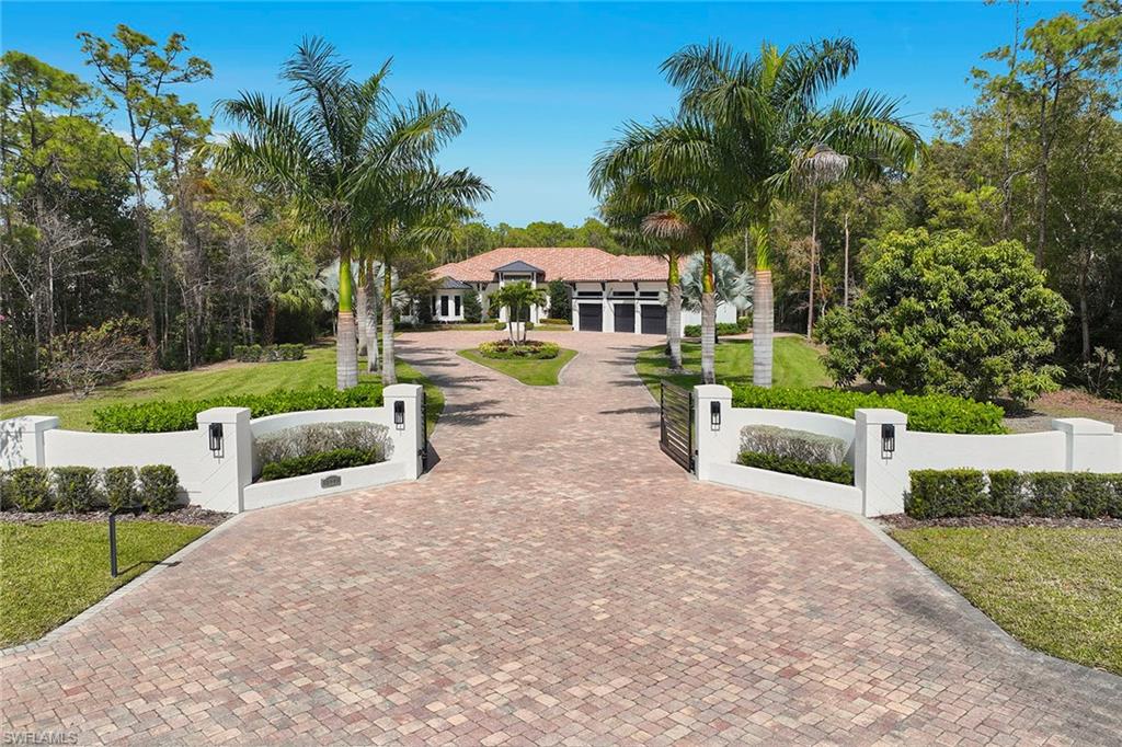 LIVINGSTON WOODS - Residential