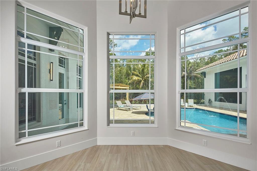 LIVINGSTON WOODS - Residential
