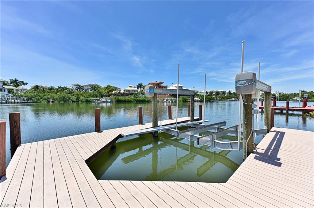 BAYFRONT GARDENS - Residential