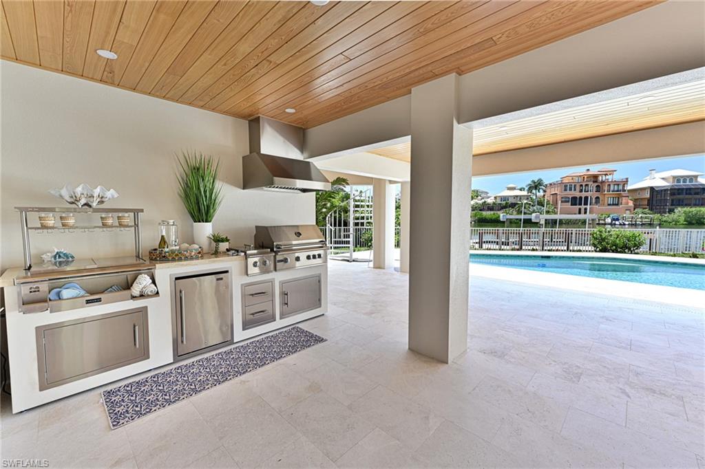 BAYFRONT GARDENS - Residential