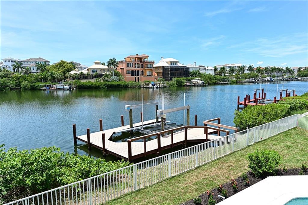 BAYFRONT GARDENS - Residential