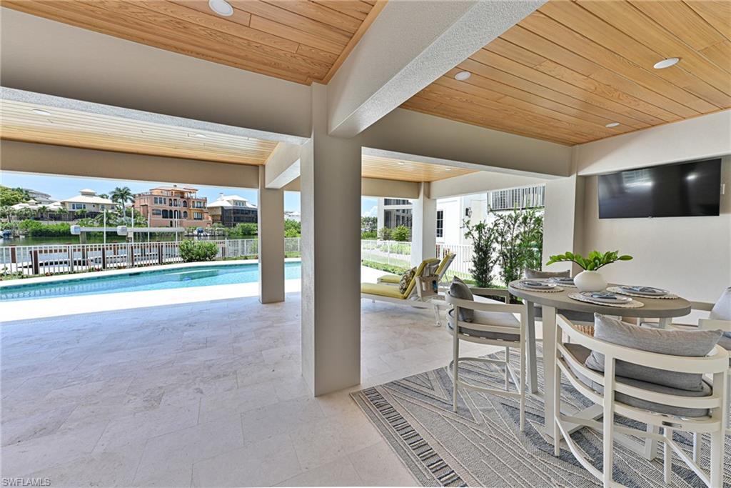 BAYFRONT GARDENS - Residential