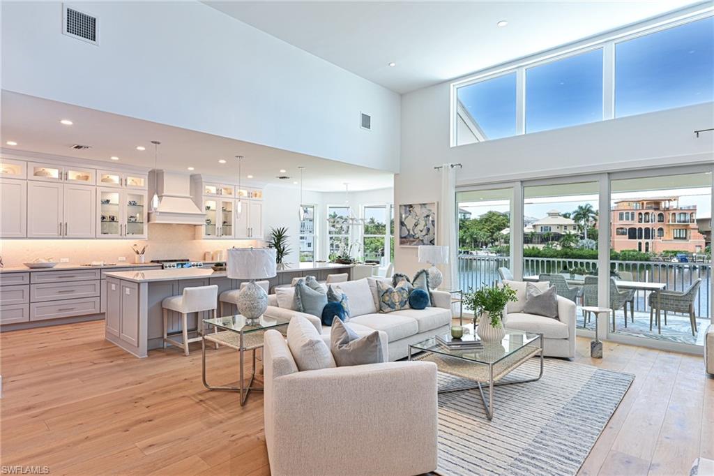 BAYFRONT GARDENS - Residential