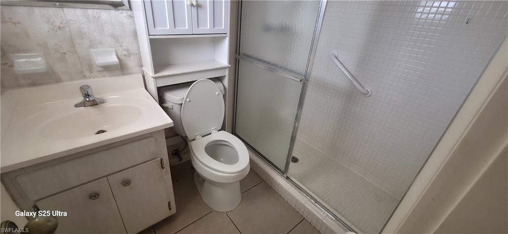 GOLFWOOD CONDO - Residential
