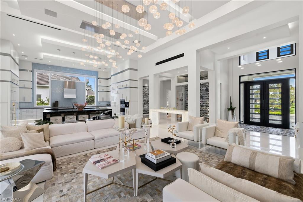 BAY WOODS - Residential