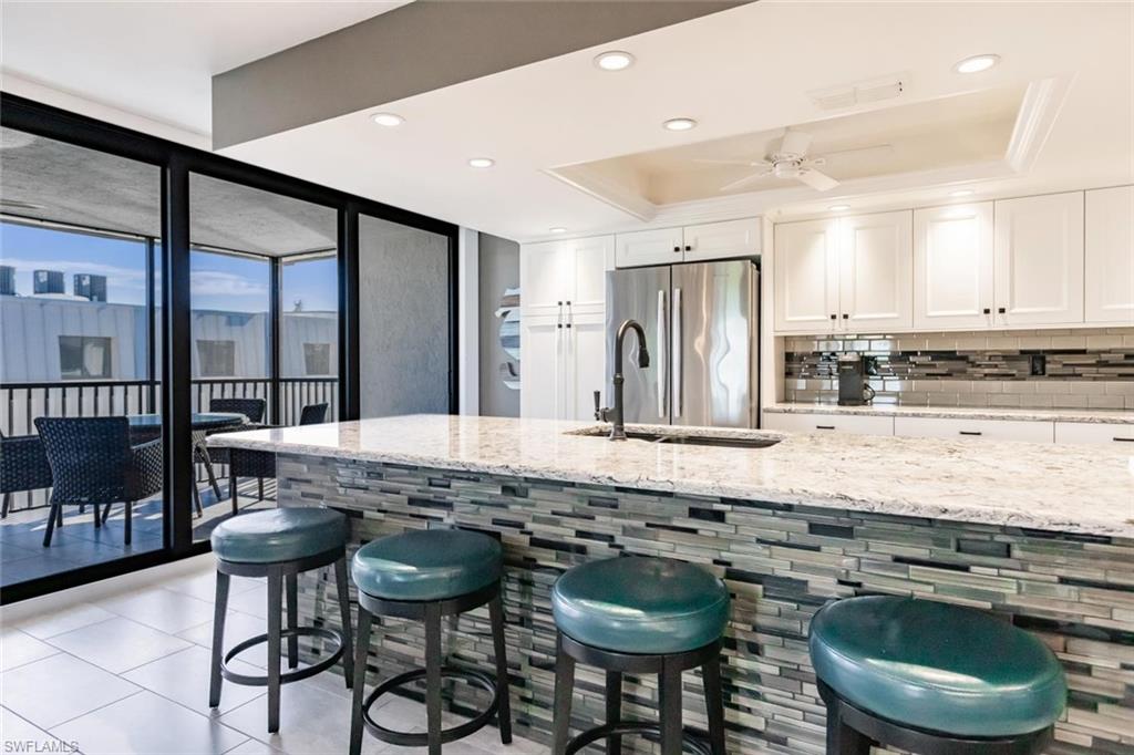 SHOREWOOD OF SANIBEL CONDO - Residential