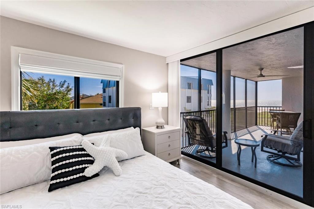 SHOREWOOD OF SANIBEL CONDO - Residential