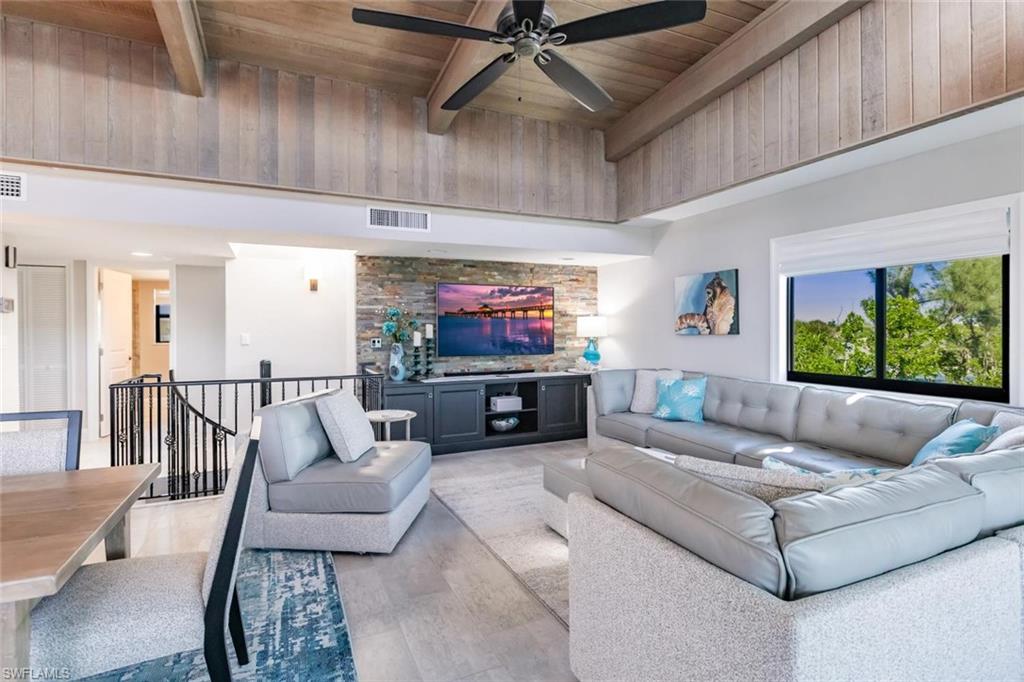 SHOREWOOD OF SANIBEL CONDO - Residential