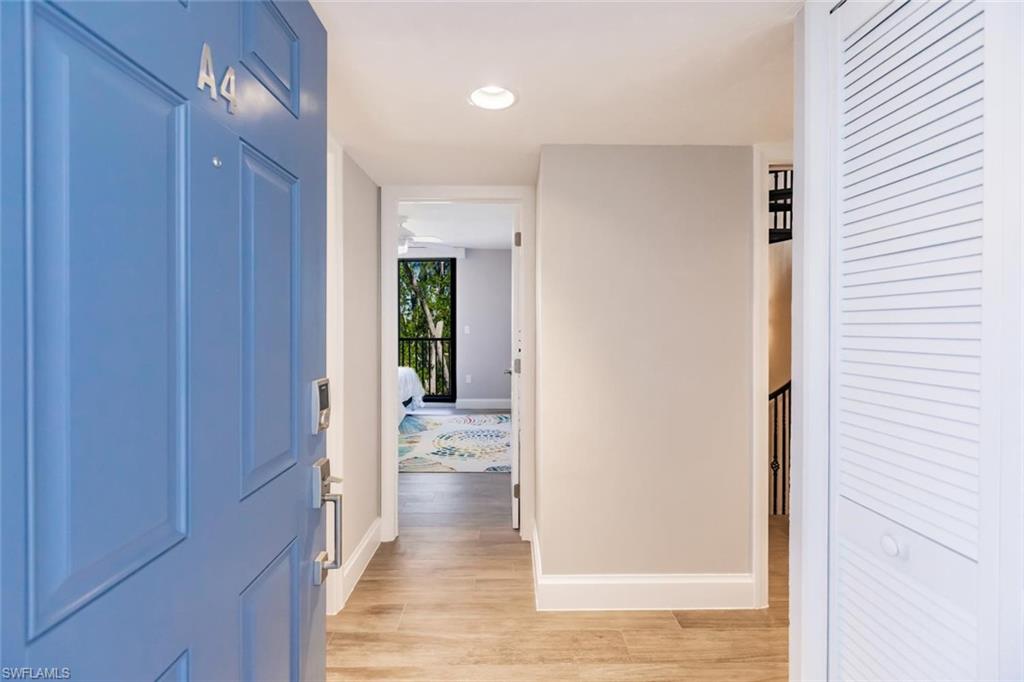 SHOREWOOD OF SANIBEL CONDO - Residential