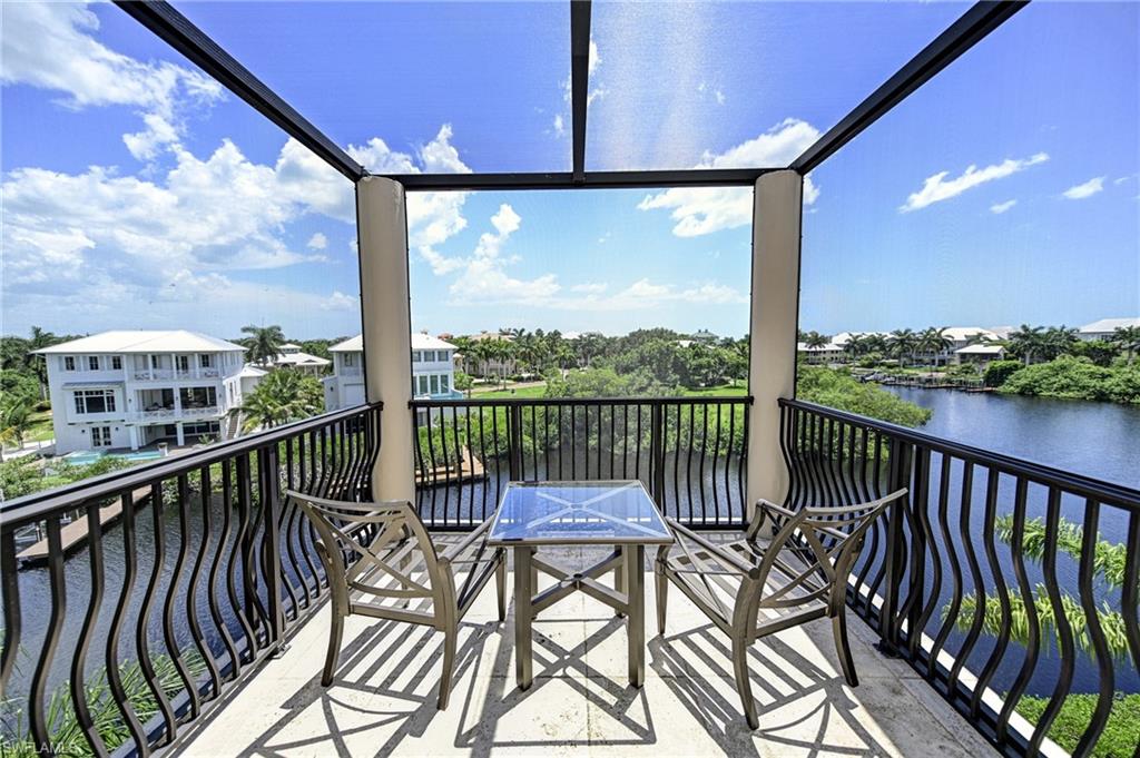 BAREFOOT BAY - Residential