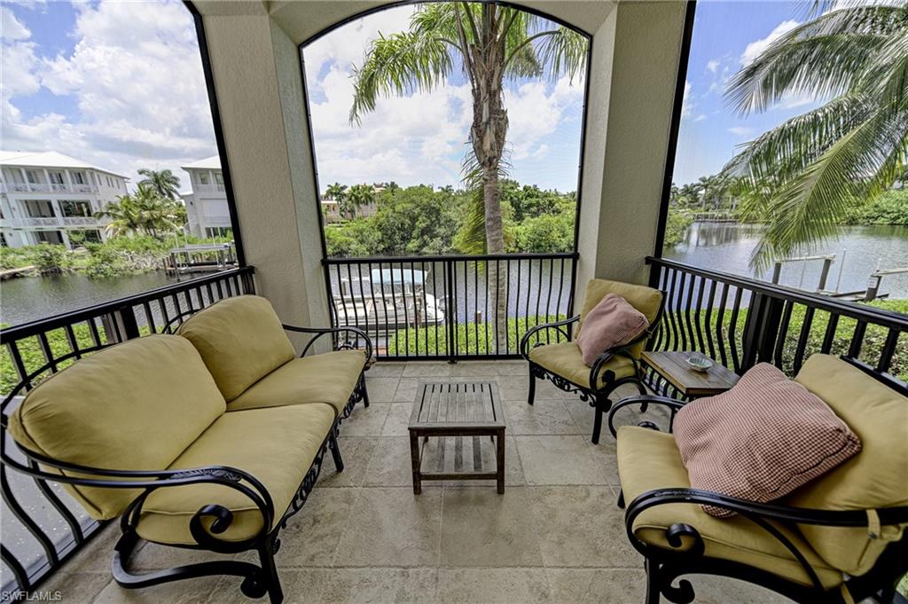 BAREFOOT BAY - Residential
