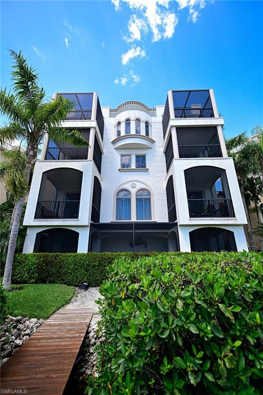BAREFOOT BAY - Residential
