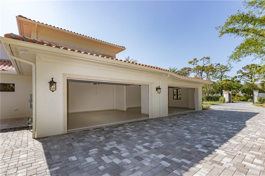 PINE RIDGE - Residential