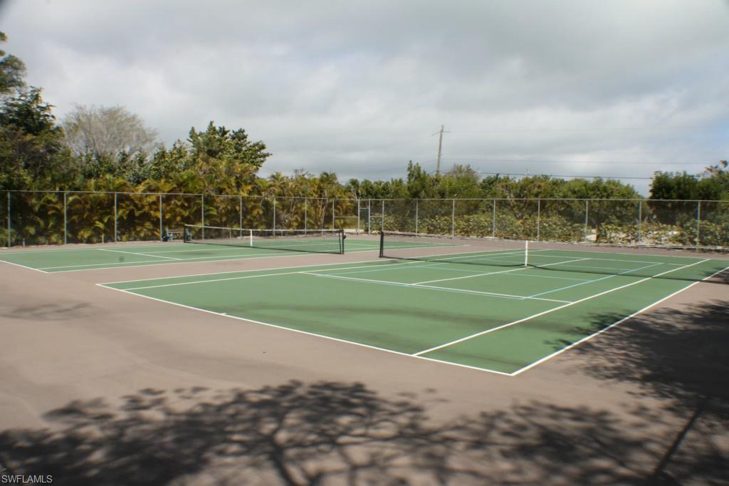 TENNISPLACE - Residential