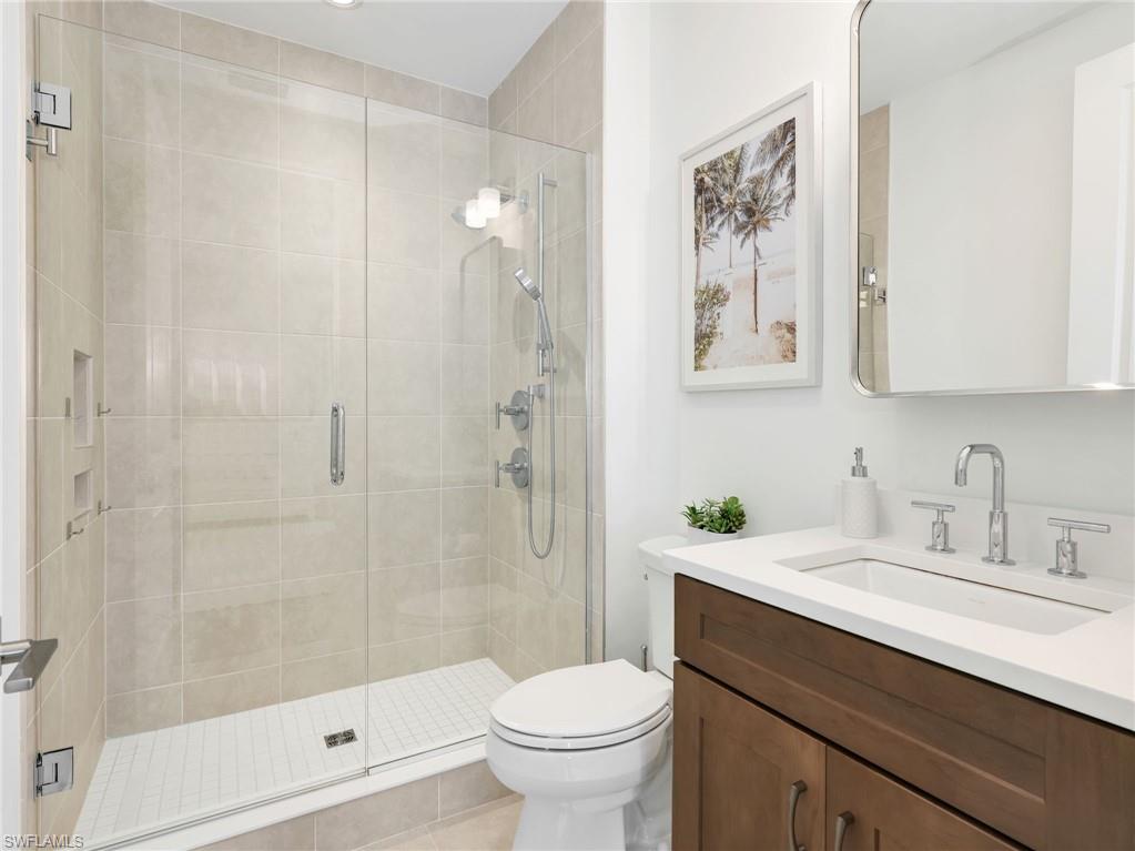 SEVEN SHORES - Residential