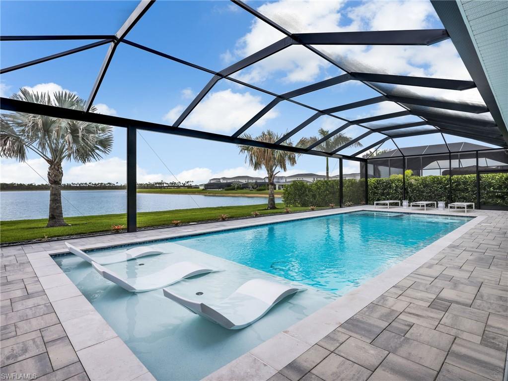 SEVEN SHORES - Residential