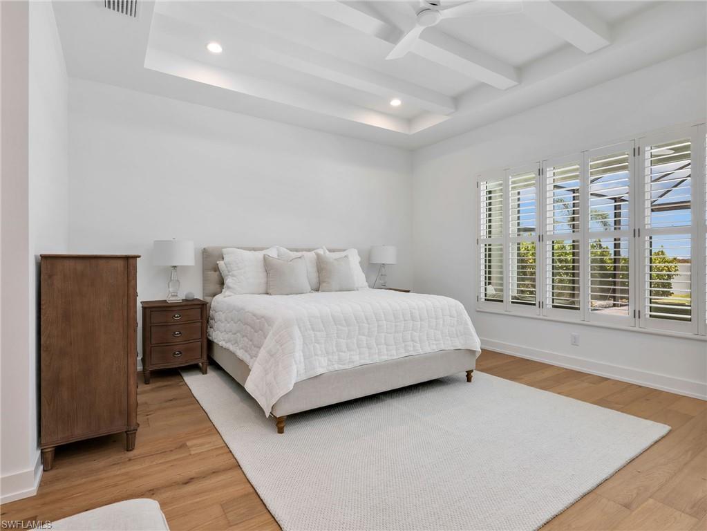 SEVEN SHORES - Residential